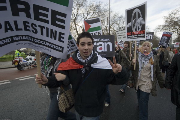 Stop Trident, Troops out of Iraq © 2007, Peter Marshall