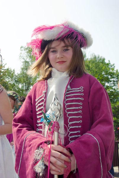 Bromley May Queens © 2007, Peter Marshall