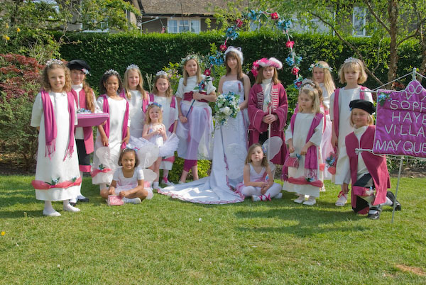 Bromley May Queens © 2007, Peter Marshall