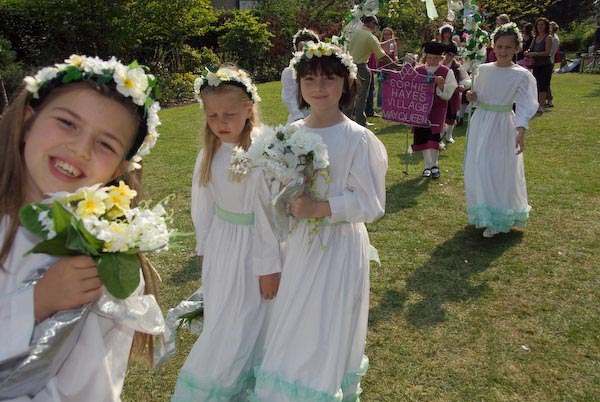 Bromley May Queens © 2007, Peter Marshall