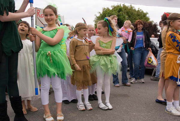 Walton-on-the-Hill May Pageant © 2007, Peter Marshall