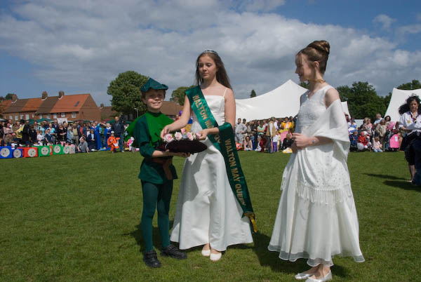 Walton-on-the-Hill May Pageant &copy; 2007, Peter Marshall