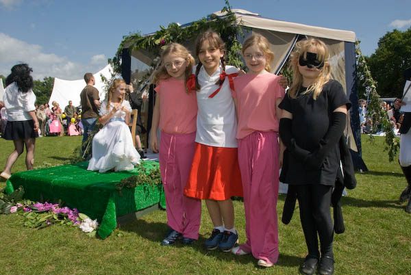 Walton-on-the-Hill May Pageant &copy; 2007, Peter Marshall