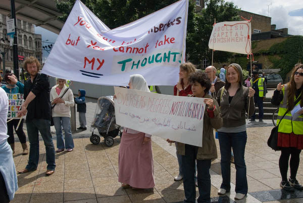 March of the Human Rights Jukebox &copy; 2007, Peter Marshall